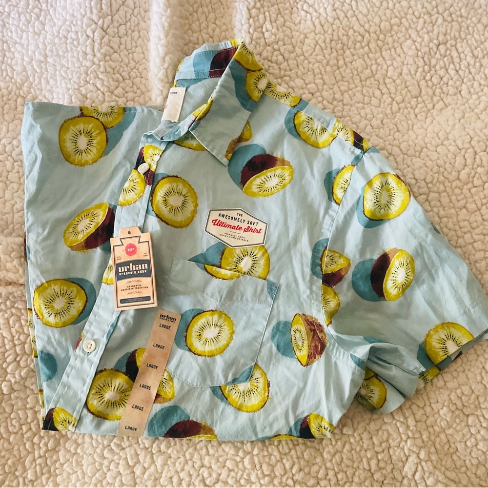 Urban pipeline kiwi shirt